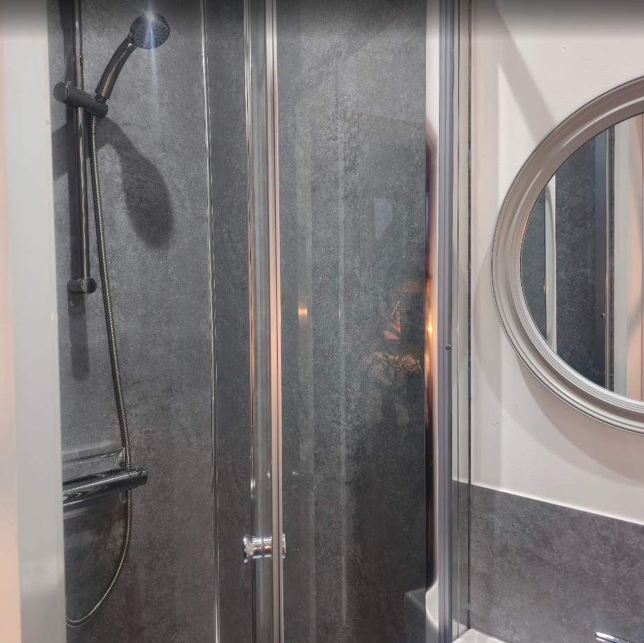 Sheffield after — en-suite shower room